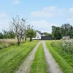 בית נופש Cozy In Aarup With Wifi Årup